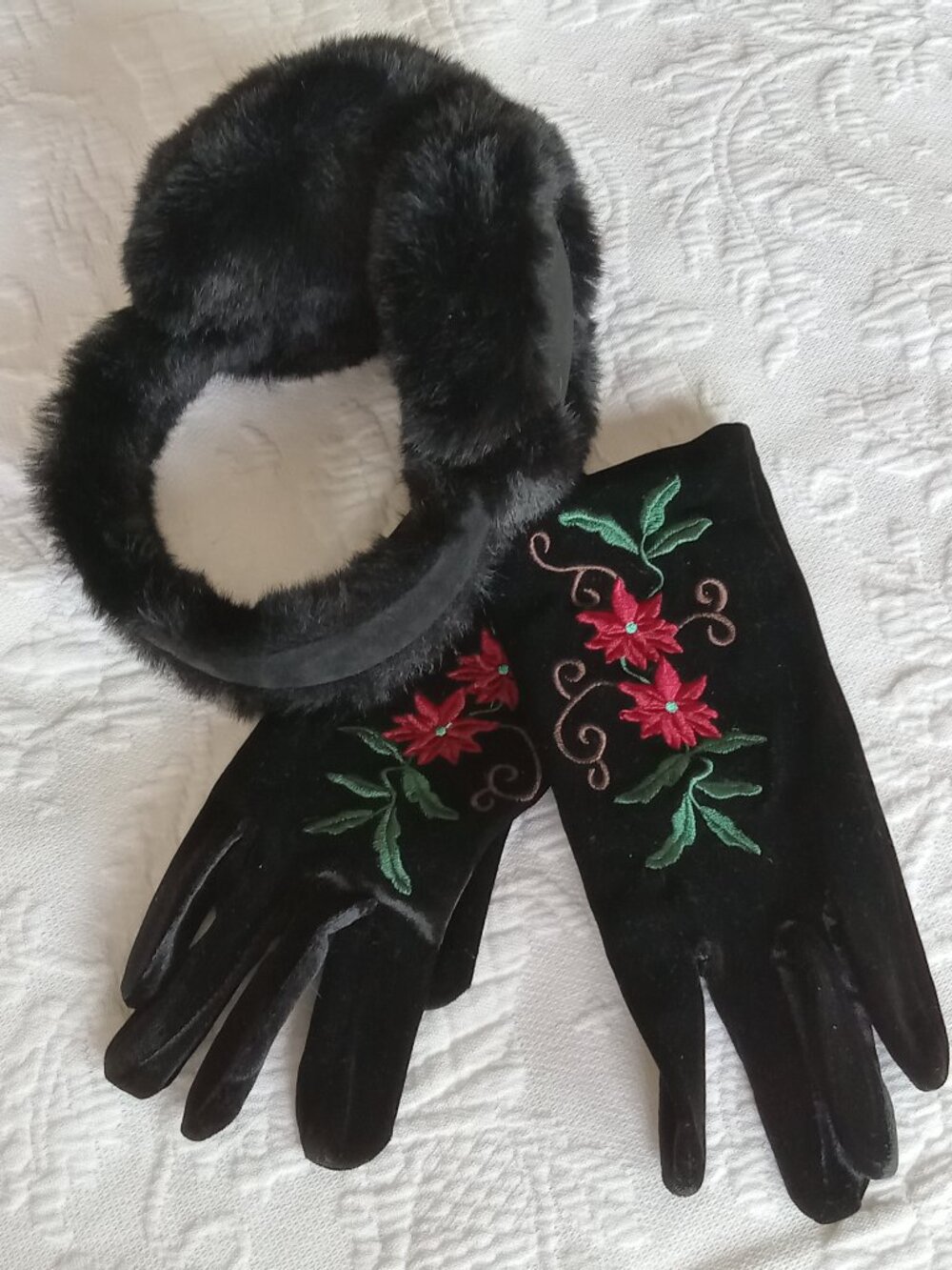 UGG look Velvety Furry Deep Black Ear Muffs - like new